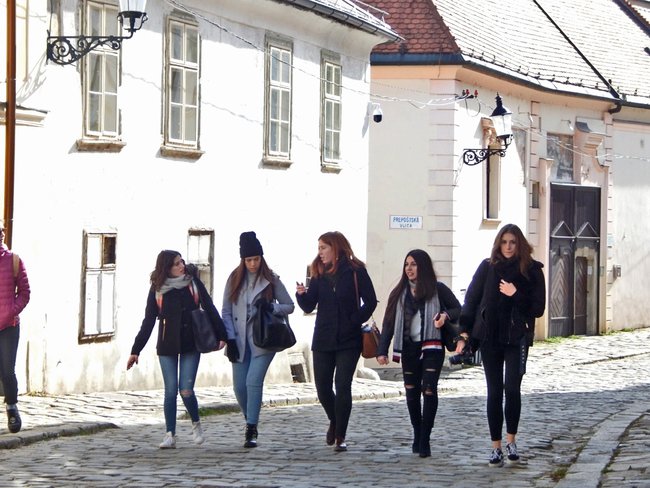 Lia Bratislava Lia Bratislava