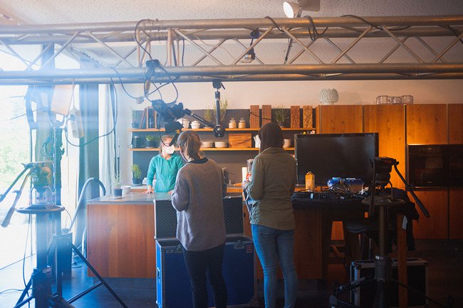 TranslationKitchen_AufbauSetting.jpg TranslationKitchen_AufbauSetting.jpg