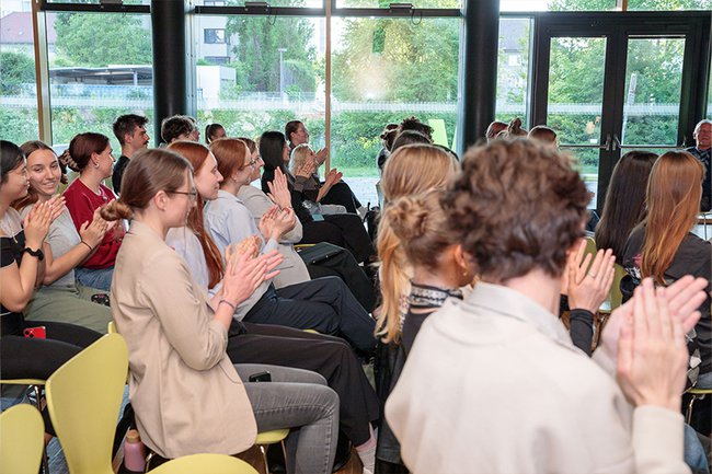 Applaus.jpg Applaus.jpg