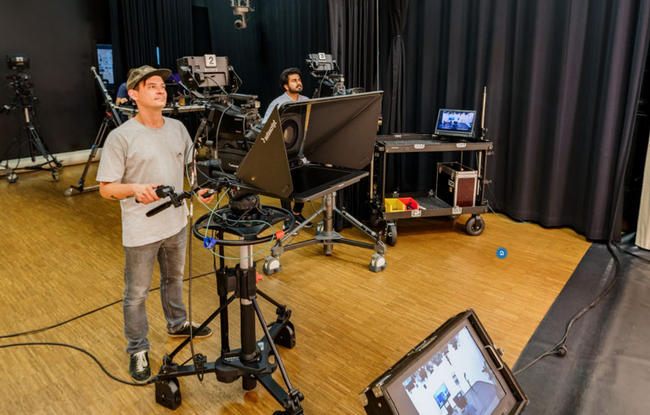 tv studio.PNG tv studio.PNG