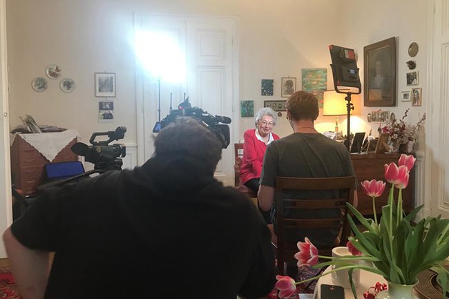 Zeitzeugen Interview.jpg Zeitzeugen Interview.jpg