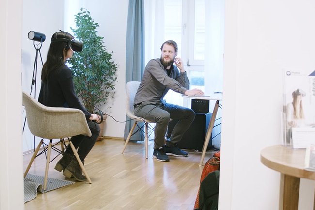 Ornithophobia-VR_Still-2.jpg Ornithophobia-VR_Still-2.jpg