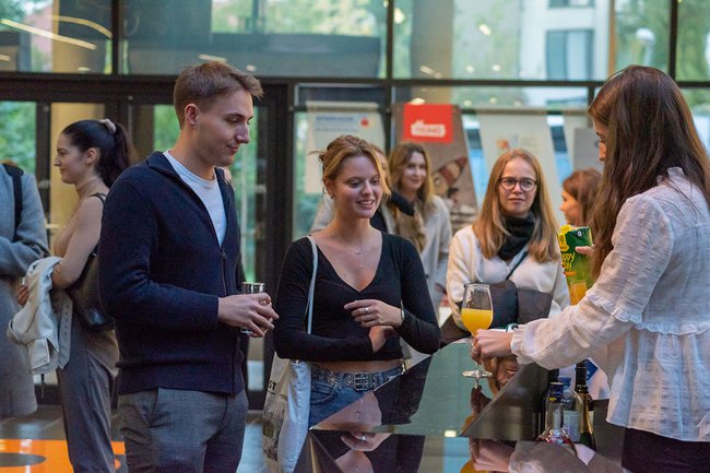 SUMO-Release_1.jpg SUMO-Release_1.jpg