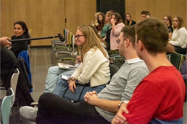 SUMO-Release_2.jpg SUMO-Release_2.jpg