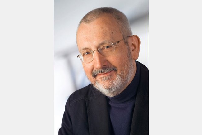 Erich Neuwirth spricht im FH Interview über die aktuellen Coronazahlen und die Kunst der Dateninterpretation