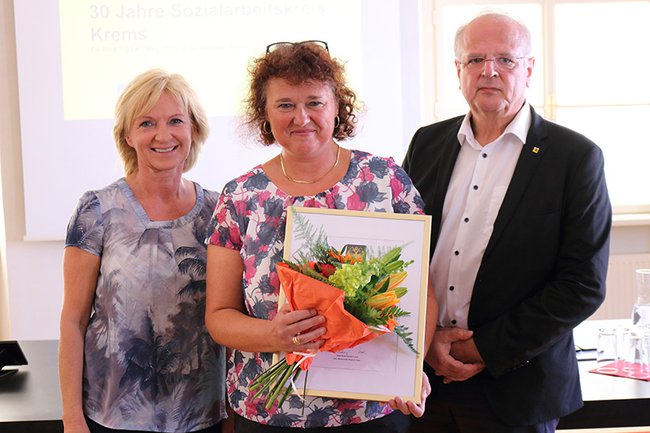 V.l.n.r.: Vizebürgermeisterin Hollerer, Rautner-Reiter, Bürgermeister Resch