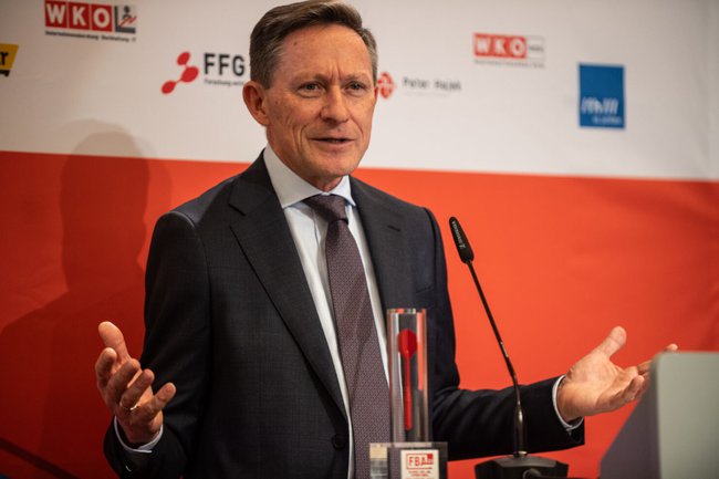 Auszeichnung für Otfried Knoll