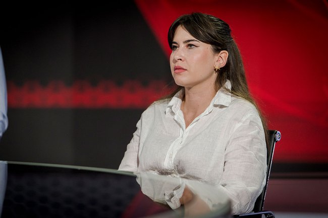 Valerie Hatwieger schloss das Masterstudium Digital Media Management ab. Heute ist sie beim Streamingdienst Sky X als Customer Base Manager OTT tätig.