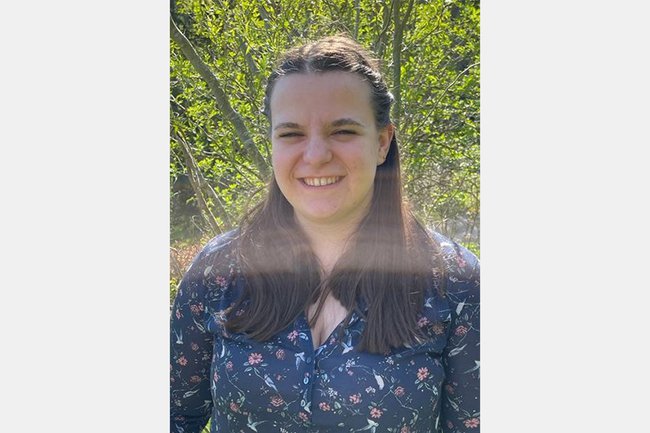 Sonja Gerlinger studiert Management & Digital Business und absolviert ihr Berufspraktikum bei der Doka Gmbh.