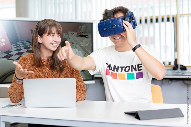 Erfolgreiches erstes Semester Creative Computing