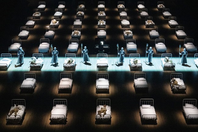 Uraufführung von "Doppelgänger" in New York