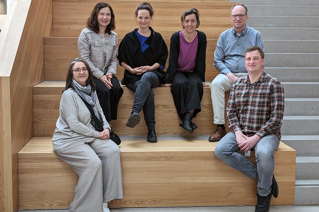 Martina Ritter, Stamatia Devetzi, Veronika Reidinger, Anne Unterwurzacher, Peter Gramberg, Brian Rengers. Nicht im Bild: Michaela Moser