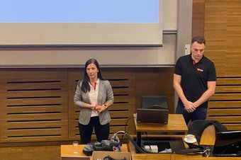 KTM(c)Helmut Kammerzelt.jpg