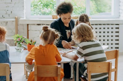 Elementare Bildung für 65.000 Kinder in NÖ
