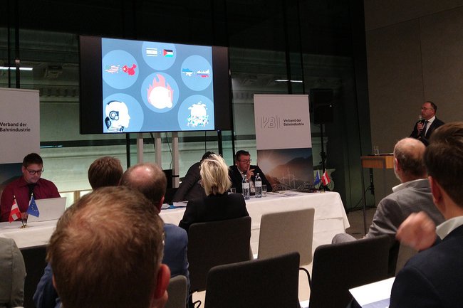 (C) Otfried Knoll IMG_20231121_184237400_klein.jpg