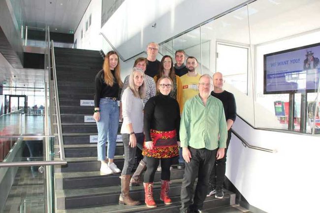 Seminar-Teilnehmer*innen mit Andreas Stübler und Christian Freisleben-Teutscher