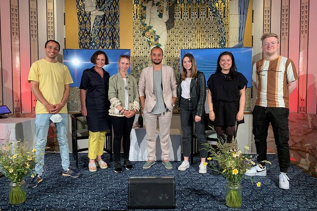 Die Masterklasse Film & TV bei der Diagonale 2021; Im Bild vlnr:  Fadi Amraish, Rosa von Suess, Sophie Tschach, Arman T. Riahi, Emma Zimmel, Hanna Abril, Stephan Bruckner