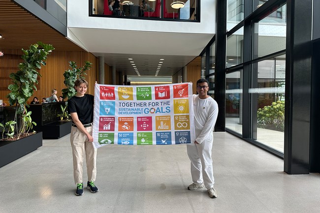 Zum SDG Flag Day veröffentlicht die USTP ihren ersten Nachhaltigkeitsbericht.