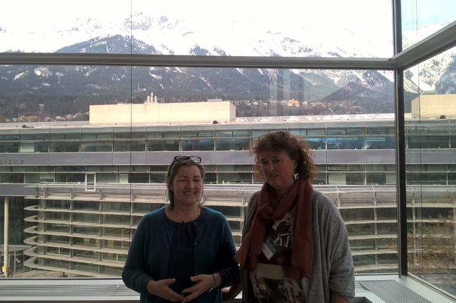 Ulrike Rautner-Reiter und Maria Lesnik in Innsbruck