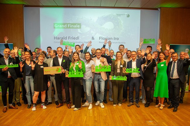 Neue Impulse für die Lehre im Master Digital Management & Sustainability beim 6. Nationalen Ressourcenforum