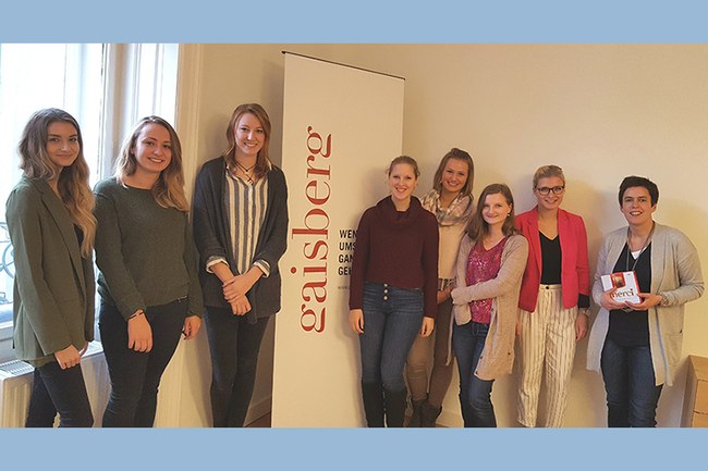 Die Runde des vierten PR-Kamingesprächs des Bachelorstudiums Media- und Kommunikatiosnberatung bei Gaisberg.