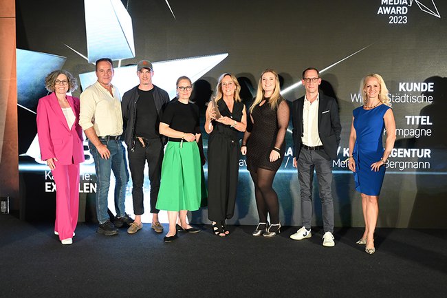 Wavemaker wurde mit Silber in der Kategorie "Exzellente Mediastrategie" ausgezeichnet web57_Exzellente Mediastrategie Silber_Wiener Städtische und Wavemaker(c)leisure communications_Christian Jobst.jpg