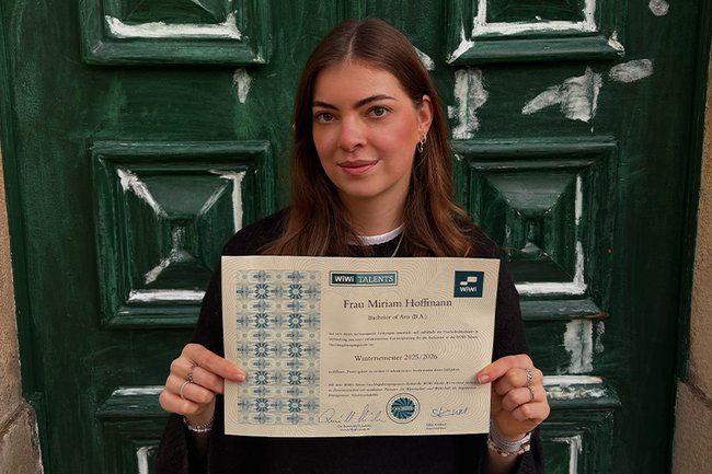 Miriam Hoffmann als WiWi-Talent geehrt