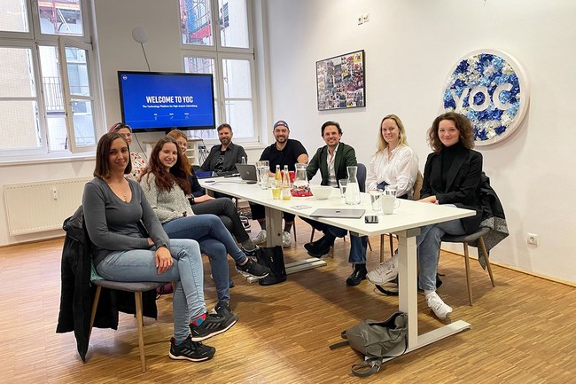 Studierende des Masters Digital Marketing & Kommunikation der FH St. Pölten zu Gast im Adtech-Unternehmen YOC