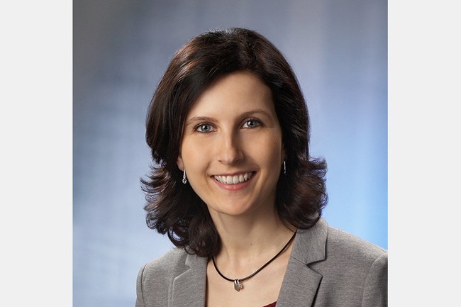 Ebner-Zarl setzt sich in ihrem neuen Buch mit den Funktionsweisen internationaler Buchmärkte auseinander