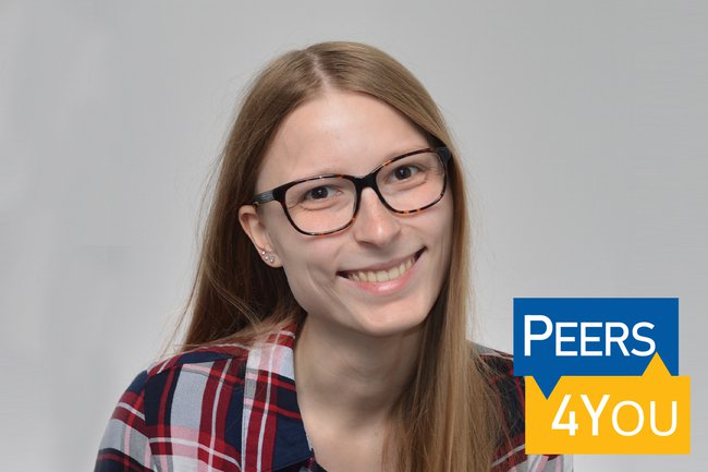 Jacqueline Zeilinger, die studentische Projektleiterin von Peers4You.