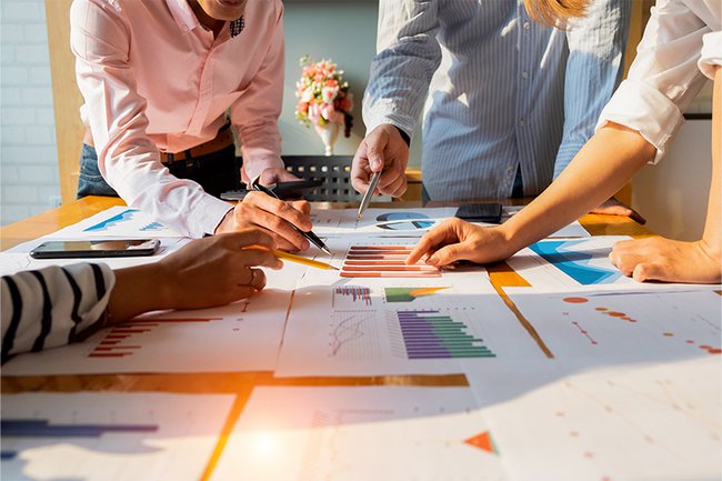 Praxisprojekte mit Top-Unternehmen gestartet