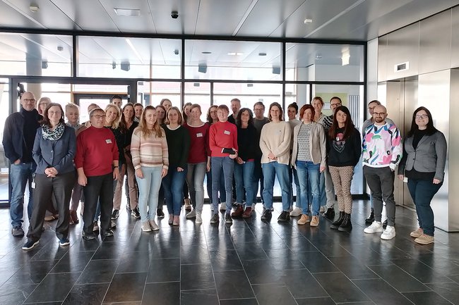 Teilnehmer*innen des Workshops "LGBTIAQ+ im Schulkontext"