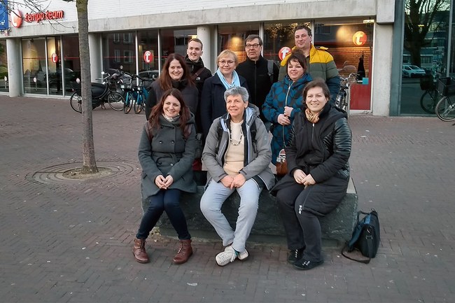 Patricia Renner, Andreas Hallas, Karin Preiss und Christine Schmid von der FH St. Pölten mit Annette Glessner, Walburga Boers, Nicole Bartles, Paul Trapp und Brian Rengers von der Saxion Hochschule Enschede