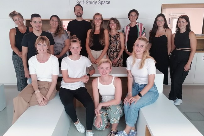 Teilnehmer*innen des Masterlehrgangs Sozialpädagogik