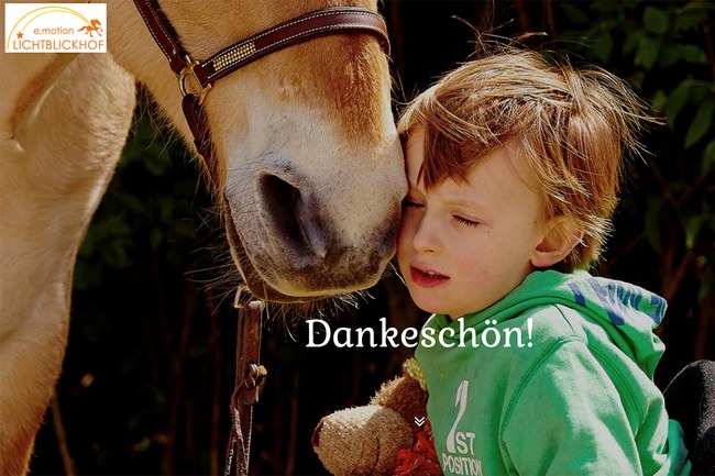 Studierende spenden Preisgeld an Lichtblickhof e-motion