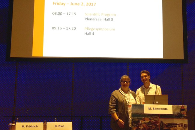 Karin Klas und Manuel Schwanda beim Symposium