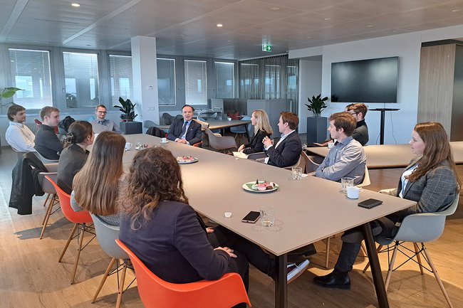 webPräsentation bei UBM_MBC.jpg webPräsentation bei UBM_MBC.jpg