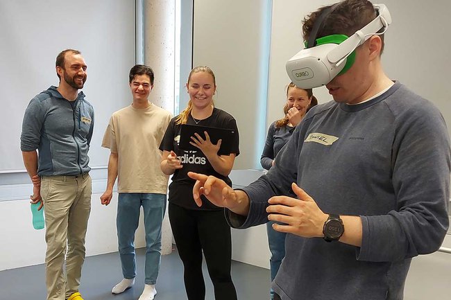 VR_in_der_Lehre_1.jpg VR_in_der_Lehre_1.jpg