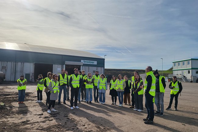 Masterstudierende von Digital Management & Sustainability zu Gast bei Brantner Green Solutions in Krems