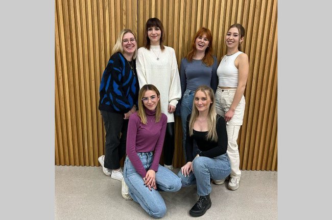 1. Reihe: Ana Staraveci, Katharina Schaubmayr 2. Reihe: Katharina Sipötz, Jennifer Russ, Sabrina Rücklinger, Julia Riedler (v.l.n.r.)