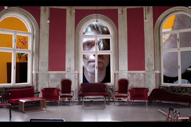 Videoprojektionen im Volkstheater