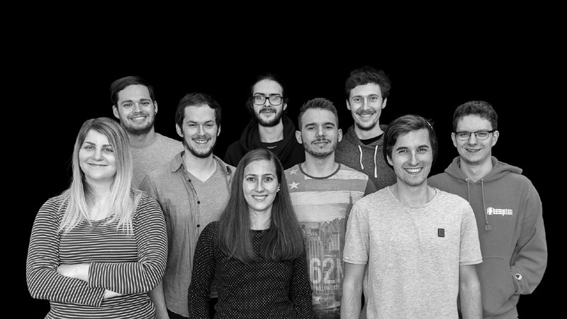 Web_Teamfoto.jpg Web_Teamfoto.jpg