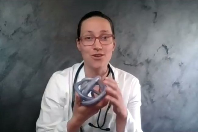 Anita Kidritsch presenting at the Science Slam of the Fachhochschul-Forschungsforum 2020